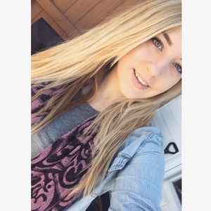 Meet your Posher, Ashley